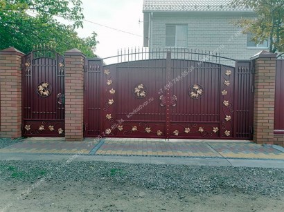 Кованые ворота Арт.ВХК-135 купить в Москве